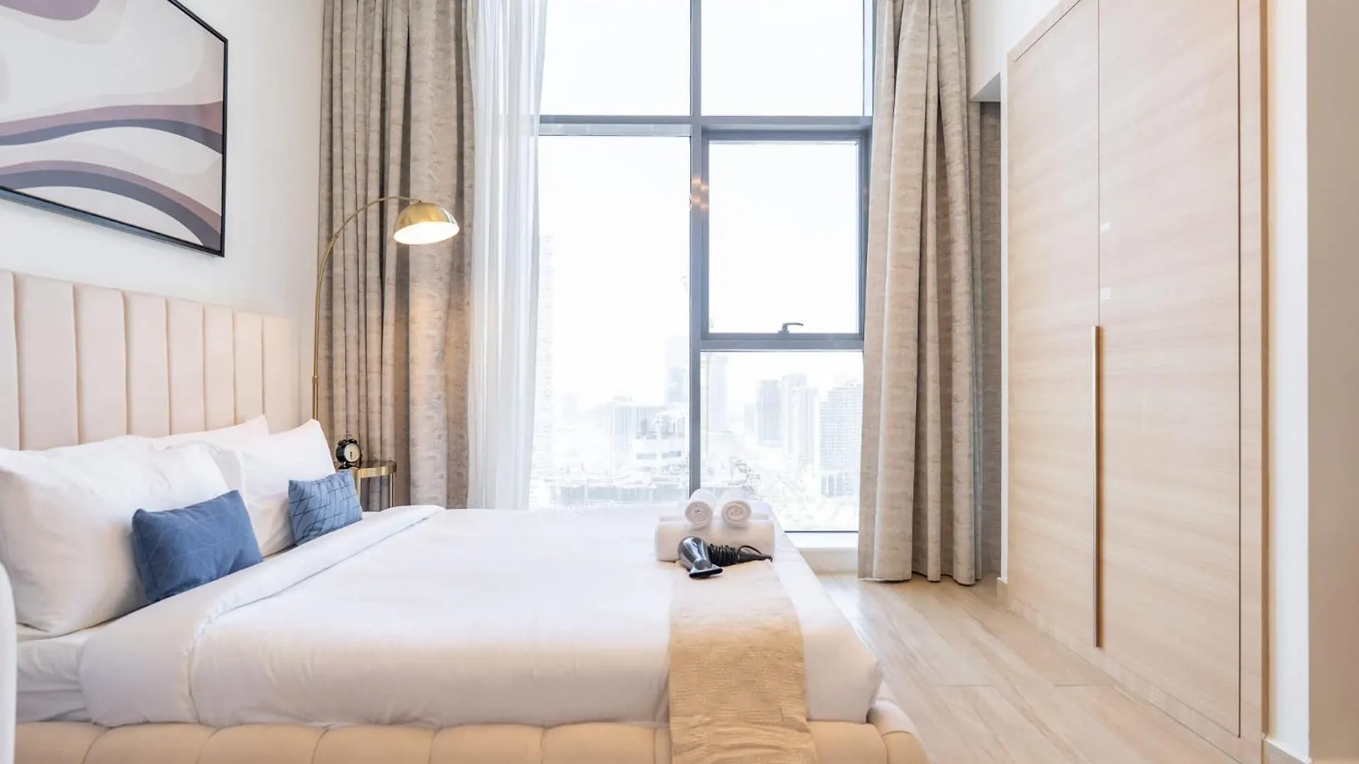 Apartment Stunning Studio In Regina Tower With Five Hotel View Dubai