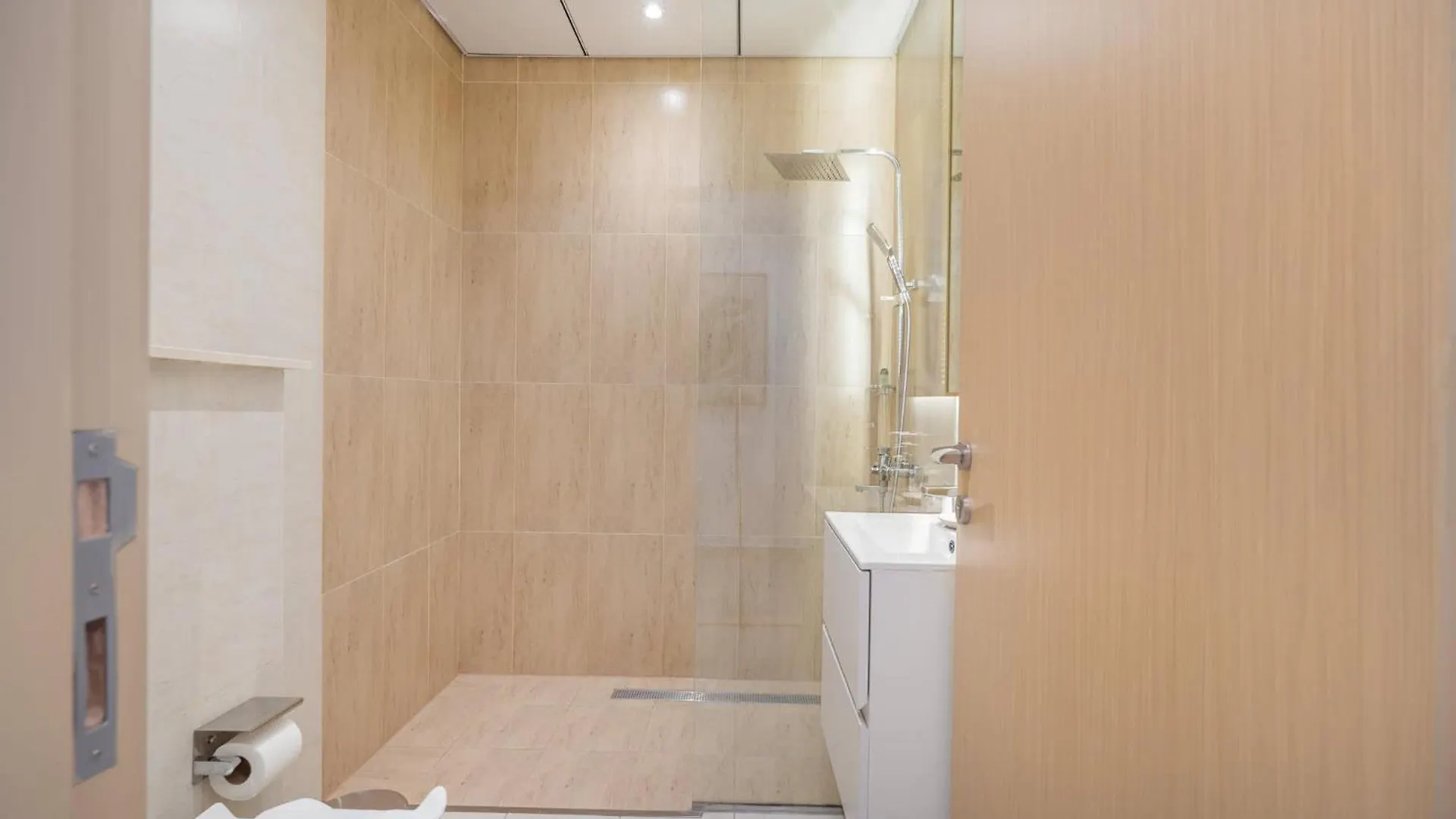 Apartment Stunning Studio In Regina Tower With Five Hotel View Dubai United Arab Emirates