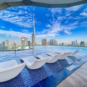 Highest Infinity Pool In Downtown Appartement